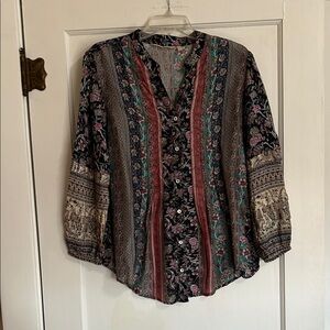 Soft Surroundings Blue Floral Silk Blouse. Medium